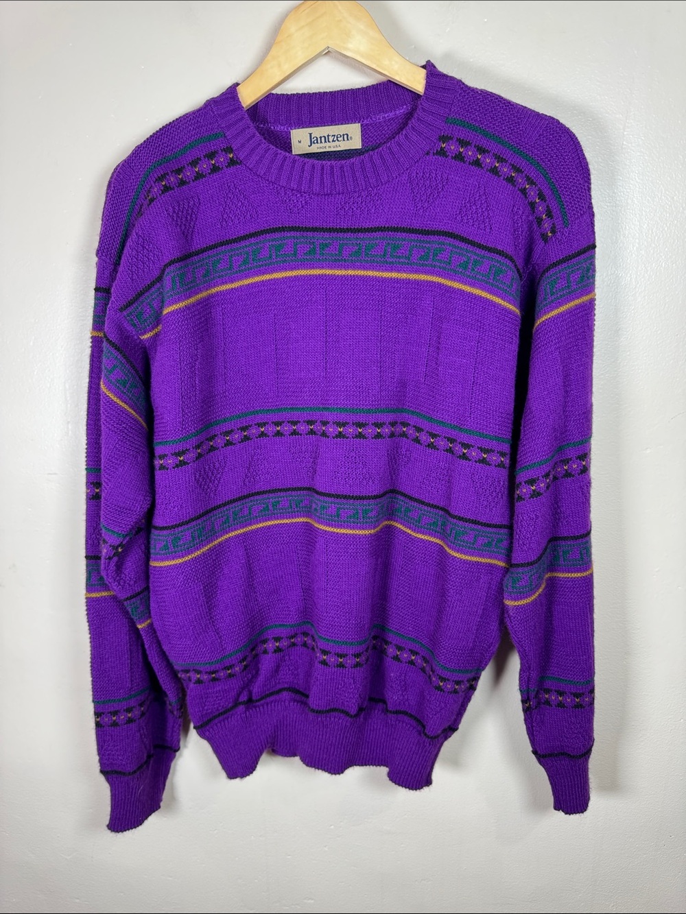 VTG 80s men’s Jantzen Knit Crewneck Sweater Purple Grandpa Funky M